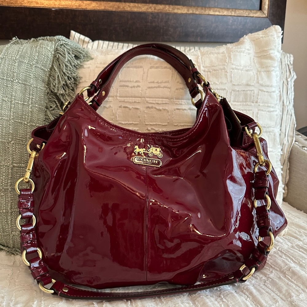 Coach Madison Patent Leather Shoulder Bag Crimson 15991 With Zip Around Wallet